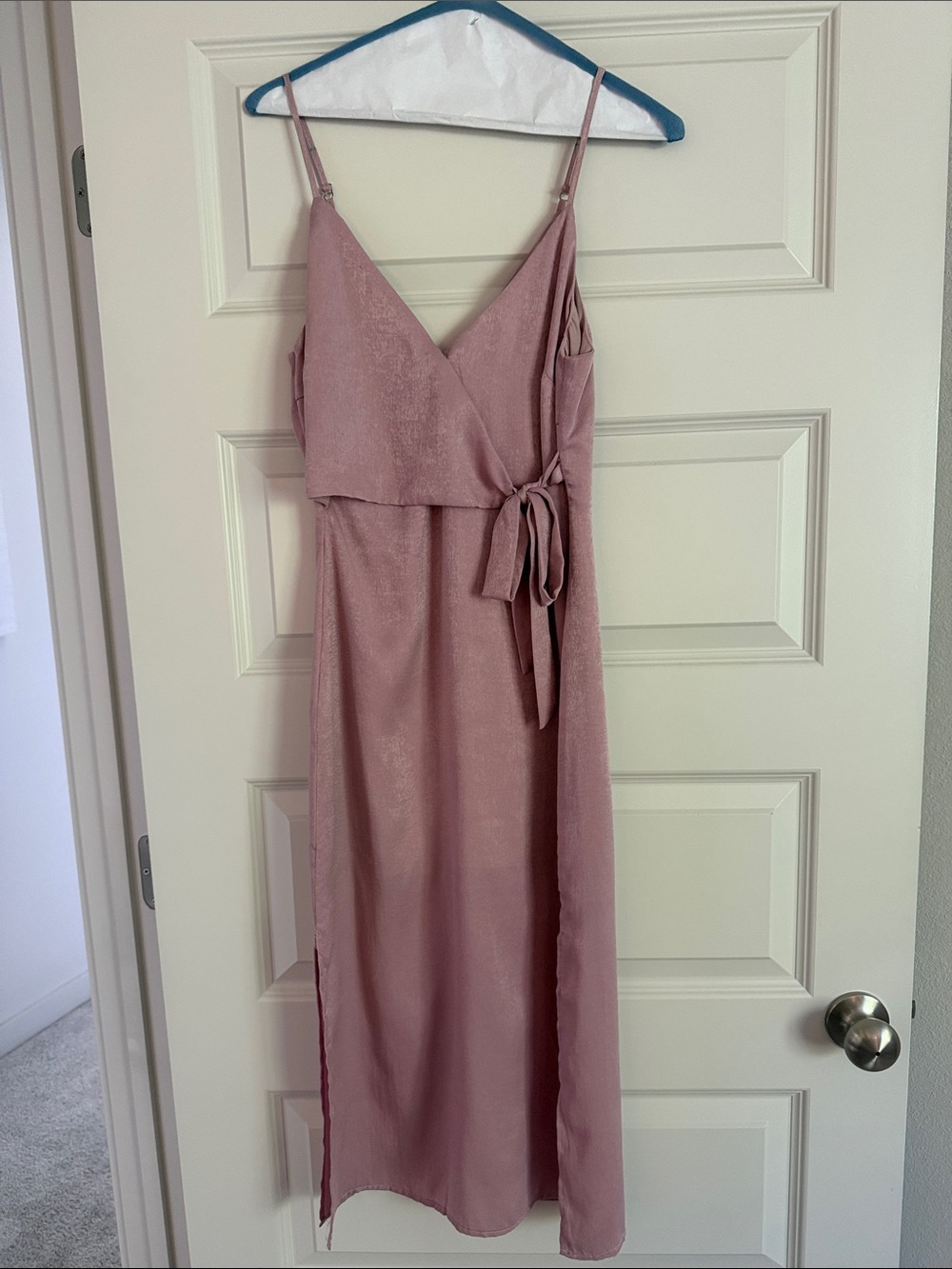 Le Lis Dusty Rose Surplice Wrap Midi Dress